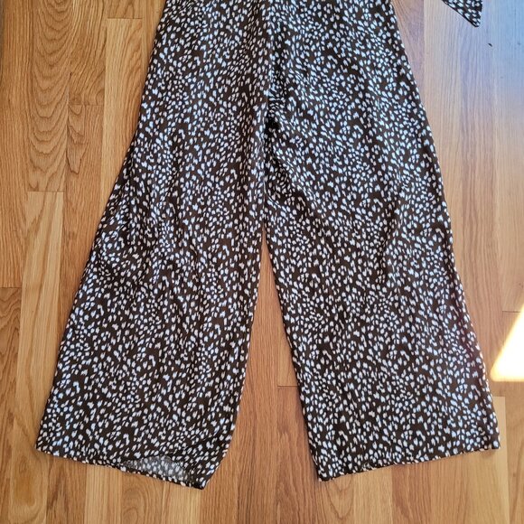 Brown and White Jumpsuit Pantsuit Size M - Picture 3 of 5